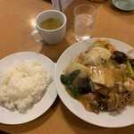 南海飯店 - かたい焼ソバ＋ライス