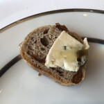 レストランMINAMI - ブルーチーズ　蜂蜜がけアップ