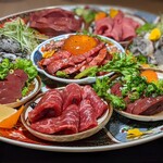 焼肉 六甲園 - 刺身盛り合わせ