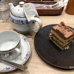 Top's cafe - ケーキセット(チョコレートケーキ・アールグレイ)