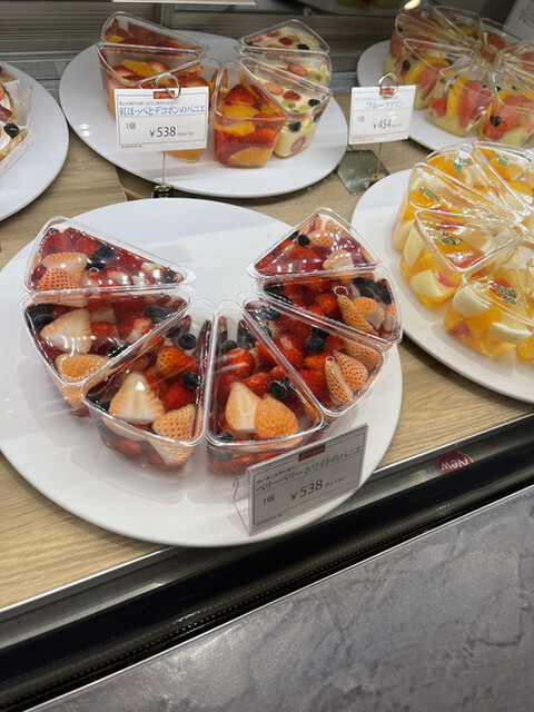 移転 フルーツショップ青木 Aoki 池袋 ケーキ 食べログ