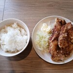Menya Kotetsu - ザンギ定食(2個・塩味/300円)