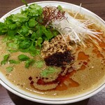 タイジンジャー - 鷄坦々麺麺　ゴマの香ばしさがクセになる!!