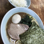 横浜ラーメン武蔵家 - 