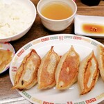 好吃餃子店 - 