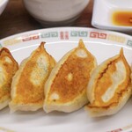 好吃餃子店 - 