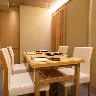 Fill your heart with a sense of elation and specialness. An intimate private room to talk with your loved ones