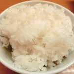 旨香 - 和牛炭火焼ランチコース 1000円 のご飯(命水米)