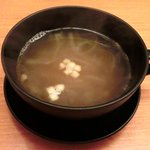 旨香 - 和牛炭火焼ランチコース 1000円 のオニオンスープ