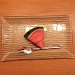 旨香 - 和牛炭火焼ランチコース 1000円 のスイカ