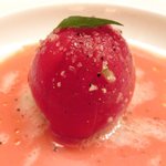 旨香 - 和牛炭火焼ランチコース 1000円 冷たいトマトのスープサラダ