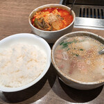 さんか亭 - 【2021年02月】赤・白ダブルランチ＠1,000円、提供時。