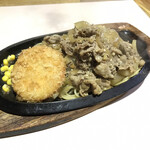キッチン・カロリー - カロリー焼（肉２倍）カニクリームコロッケ