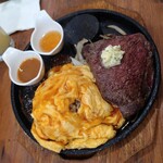 Dish - これも美味しすぎる、柔らか牛赤身肉のステーキオムライス