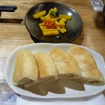 羊貴妃羊湯館 - 特製ﾅﾝ･お漬物的な物付き