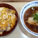 麺次郎 - 親子丼半ラーメンセット