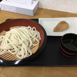 讃岐うどん屋 - 遅めの昼食（高速のる前に）