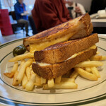 シェイク ツリー ダイナー - 