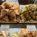 RITUEL LE GRAIN DE BLE - ショウケース│【クロワッサン ピスターシュ@税込345円】を購入