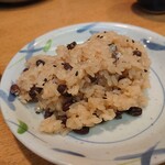 力餅 - お赤飯160円✨お持ち帰りされる方も多いです♫