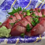 シンヨウ - カツオの刺身　432円