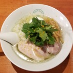 麺屋 六感堂 - しおグリーン麺 ゆずみつば