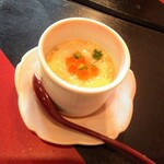 江戸前 悟 - 茶碗蒸し。イクラ入り