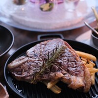 スミレオオサカ - 