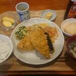 鰆 - 生アジフライ定食¥900-