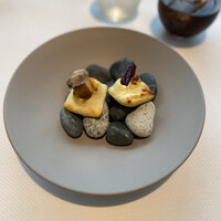 ベージュ アラン・デュカス 東京 - 