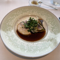 ベージュ アラン・デュカス 東京 - 