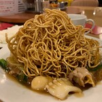 南海飯店 - かたい焼ソバの麺