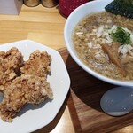 Tsubame Ramen YUKI - 唐揚げも妥協なし！お腹いっぱいになりました☆