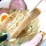 俺のラーメン あっぱれ屋 - 極太メンマ