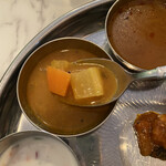 インド食堂TADKA - お野菜が入ったトマトパップ。
