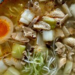 Shirakaba - 鶏モツ、水菜、ネギ、味玉