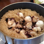 船頭の台所 - たこ飯(炊き上がり後)