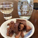 船頭の台所 - 日本酒(腰古井一合)とおつまみ