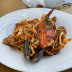 キハチカフェ - オマール海老と色々魚介のペスカトーレスパゲッティ　ふつうに美味しい⭐️⭐️⭐️