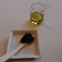 ラ メゾン ドゥ グラシアニ 神戸北野 - フランス産キャビアをフレッシュで。