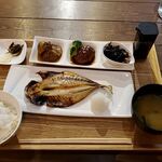 Ａ食堂 - 伊豆下田産あじの干物とおばんざい