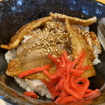 アリーナ食堂 - ミニ豚丼