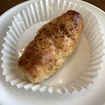 ライ麦ハウスベーカリー - タコスミートパイ。ピーラッカみたくお米が入ってます。