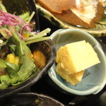 サラダと玉子焼きと辛子明太子