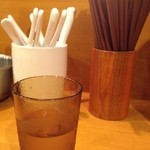 麺屋 極鶏 一乗寺本店 - カウンターテーブル