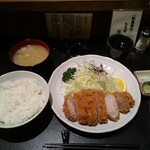 もち豚とんかつ たいよう - 上ロースカツ定食