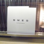 ビストロカラト - 【ホワイトバランスの調整】カメラをＷＢ設定モードにして机上に立てた白い紙に向けボタンを押すだけ