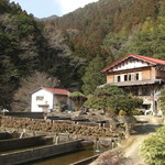 淡水荘 - 紅葉川の源流に佇む大自然の中の宿