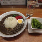 金澤串揚げ ざしき笑し - たくちゃんカレーと枝豆