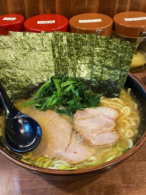 横浜家系 まるに家 八王子 ラーメン 食べログ 横浜家系 まるに家 八王子 ラーメン 食べログ